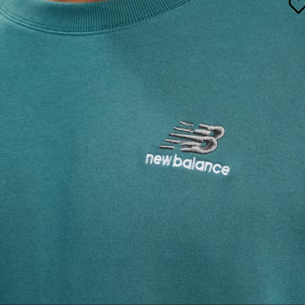 NEW BALANCE UNI-SSENTIALS FRENCH TERRY CREWNECK SWEATSHIRT